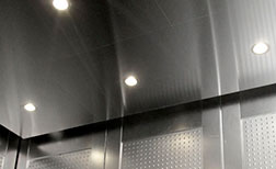 Luces de led en ascensor